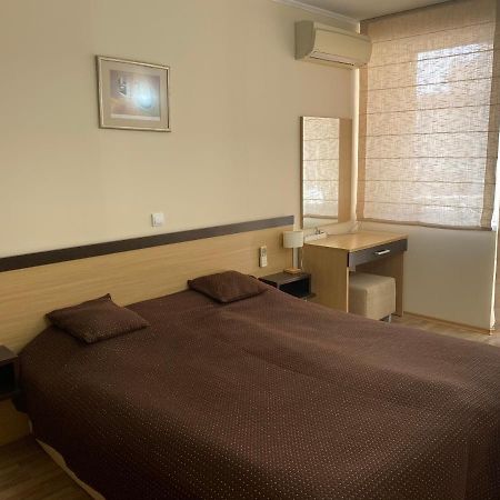 First Line Apartment at Obzor Eksteriør billede